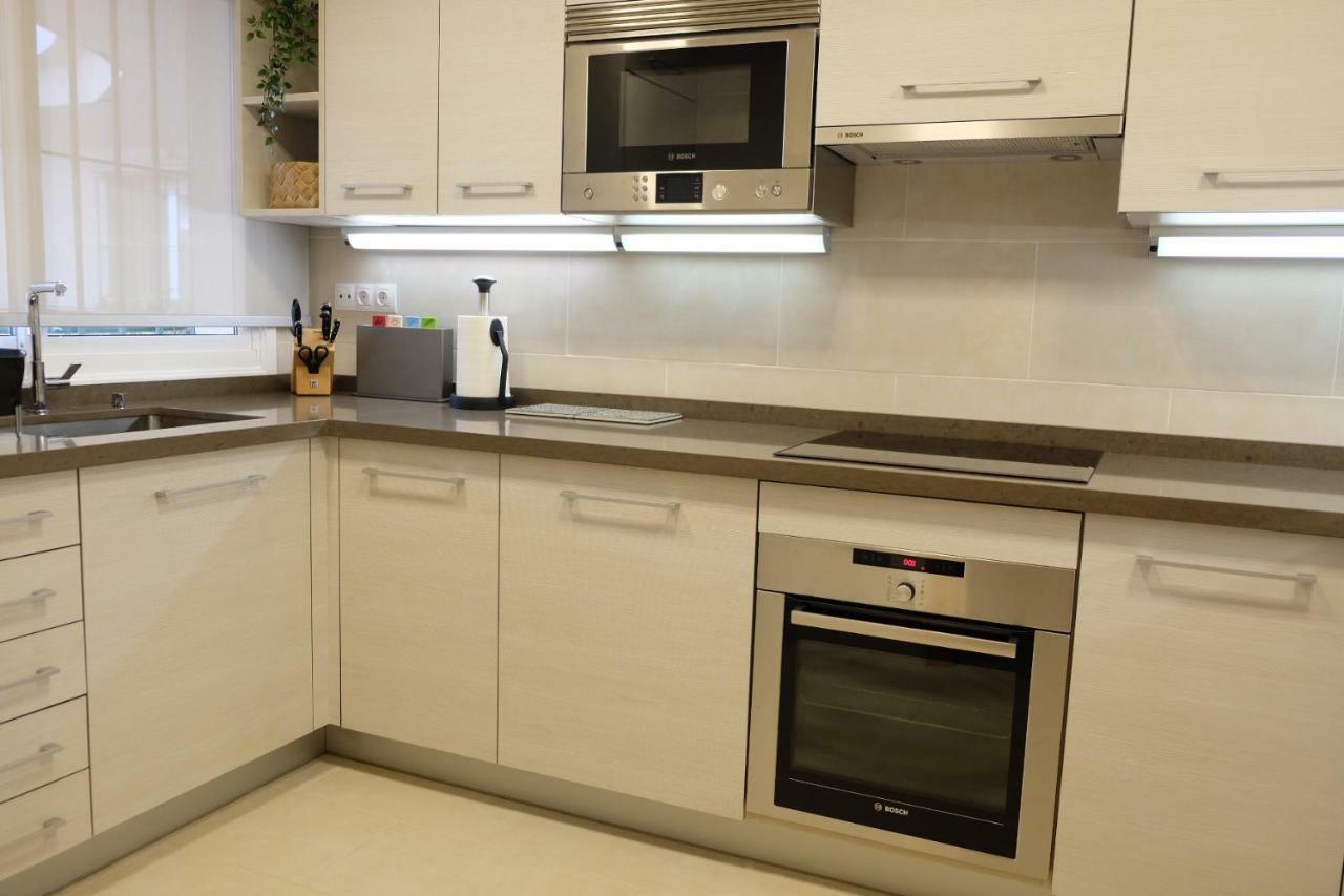 Luxury Modern Apartment With Terrace, Pool And Garage! 마르베야 외부 사진