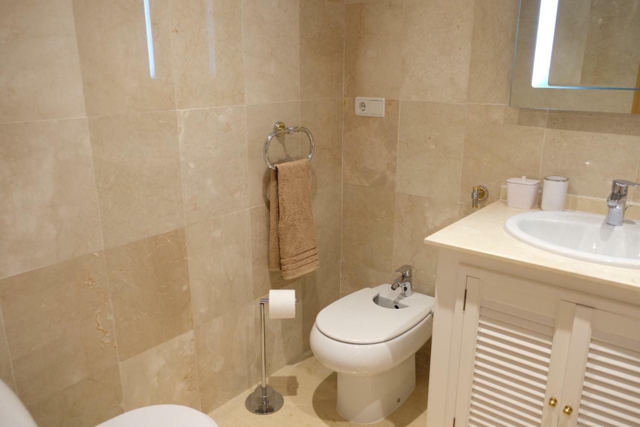Luxury Modern Apartment With Terrace, Pool And Garage! 마르베야 외부 사진