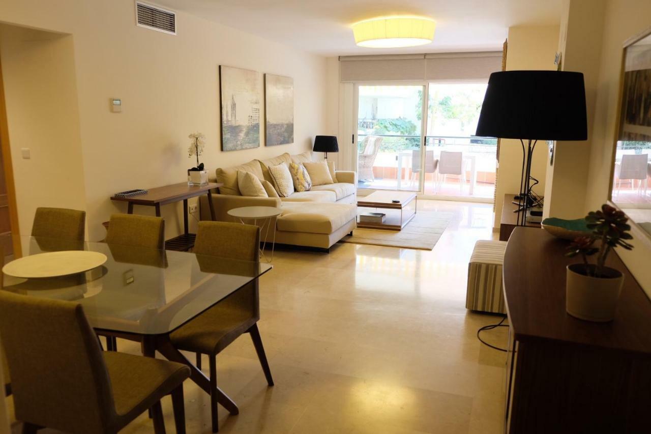 Luxury Modern Apartment With Terrace, Pool And Garage! 마르베야 외부 사진